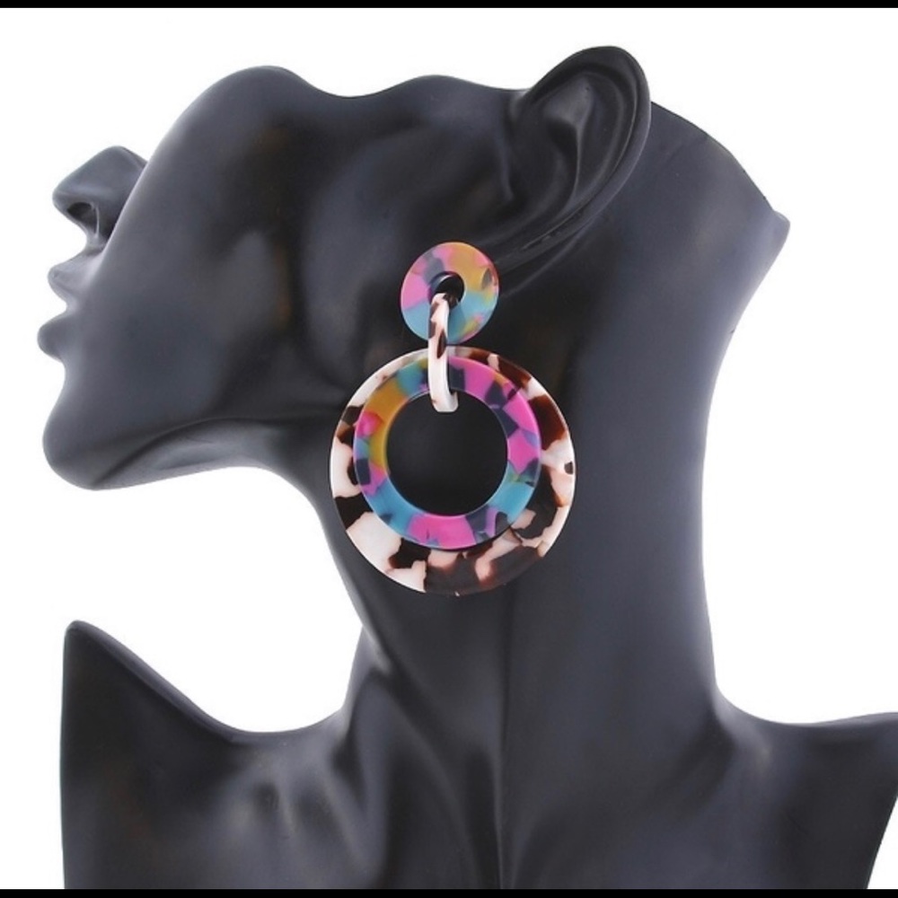 Acrylic colorful earrings NWT